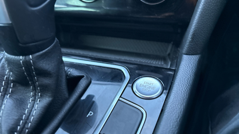 Volkswagen Passat 2.0 TDI EVO SCR R-Line 5dr DSG Diesel Estate